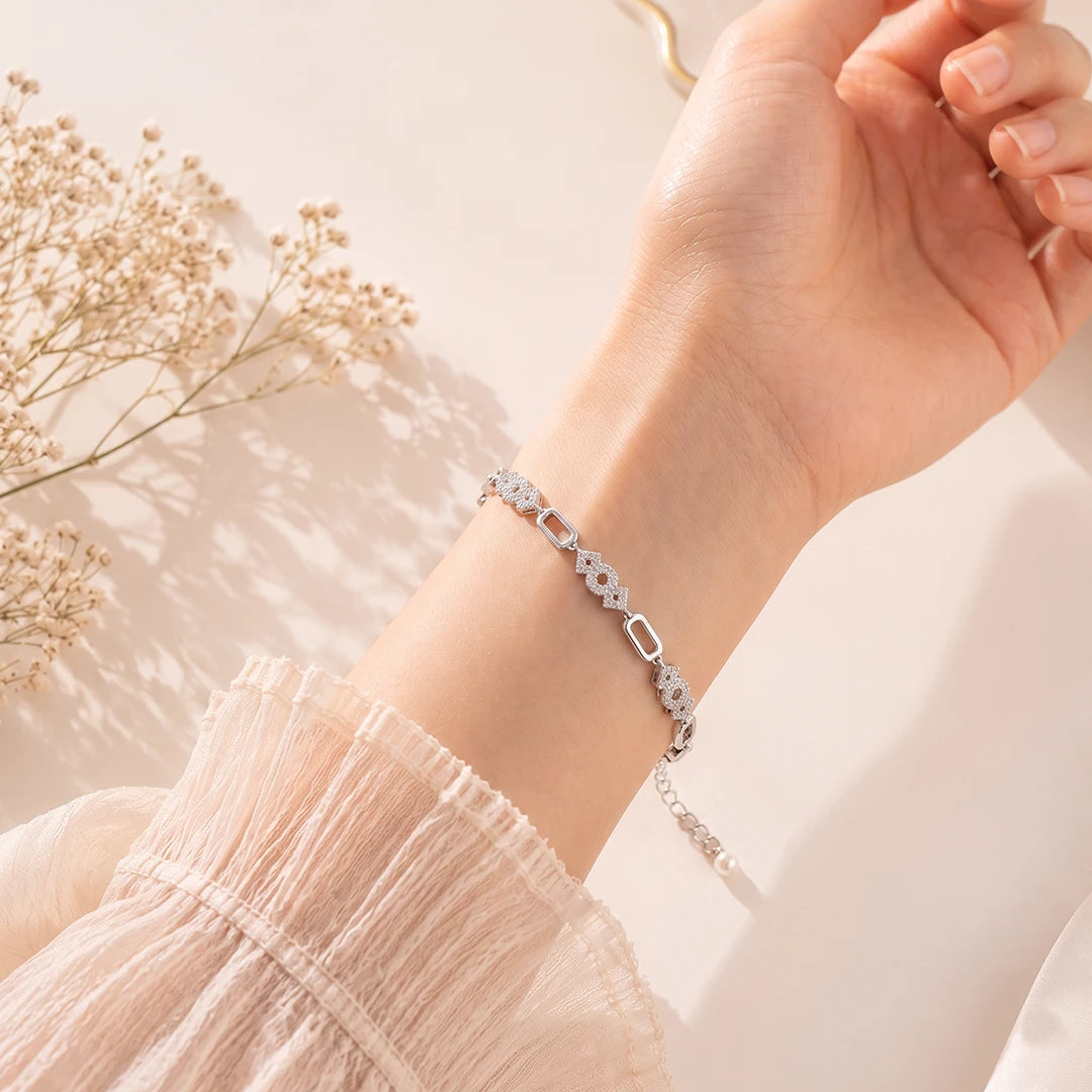 Ornate Circle & Open Link Ladies Bracelet | 925 Sterling Silver