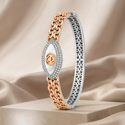 Fluid links. Luminous detail. Refined distinction.