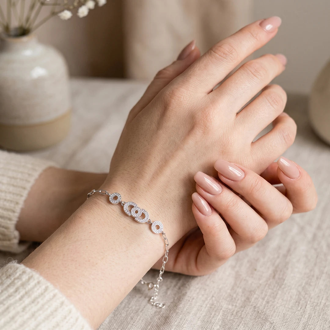 Pavé Interlock Circle Ladies Bracelet | 925 Sterling Silver