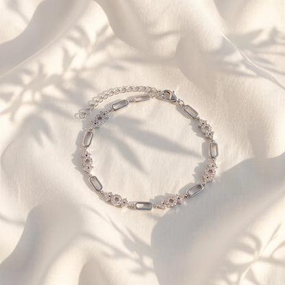 Ornate Circle & Open Link Ladies Bracelet | 925 Sterling Silver