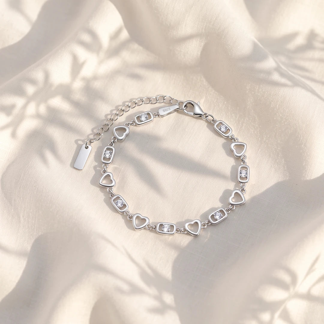 Heart & Solitaire Link Ladies Bracelet | 925 Sterling Silver
