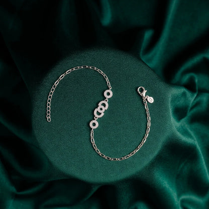 Pavé Interlock Circle Ladies Bracelet | 925 Sterling Silver