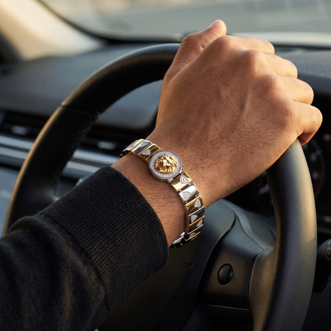 Leo Medallion Link Bracelet